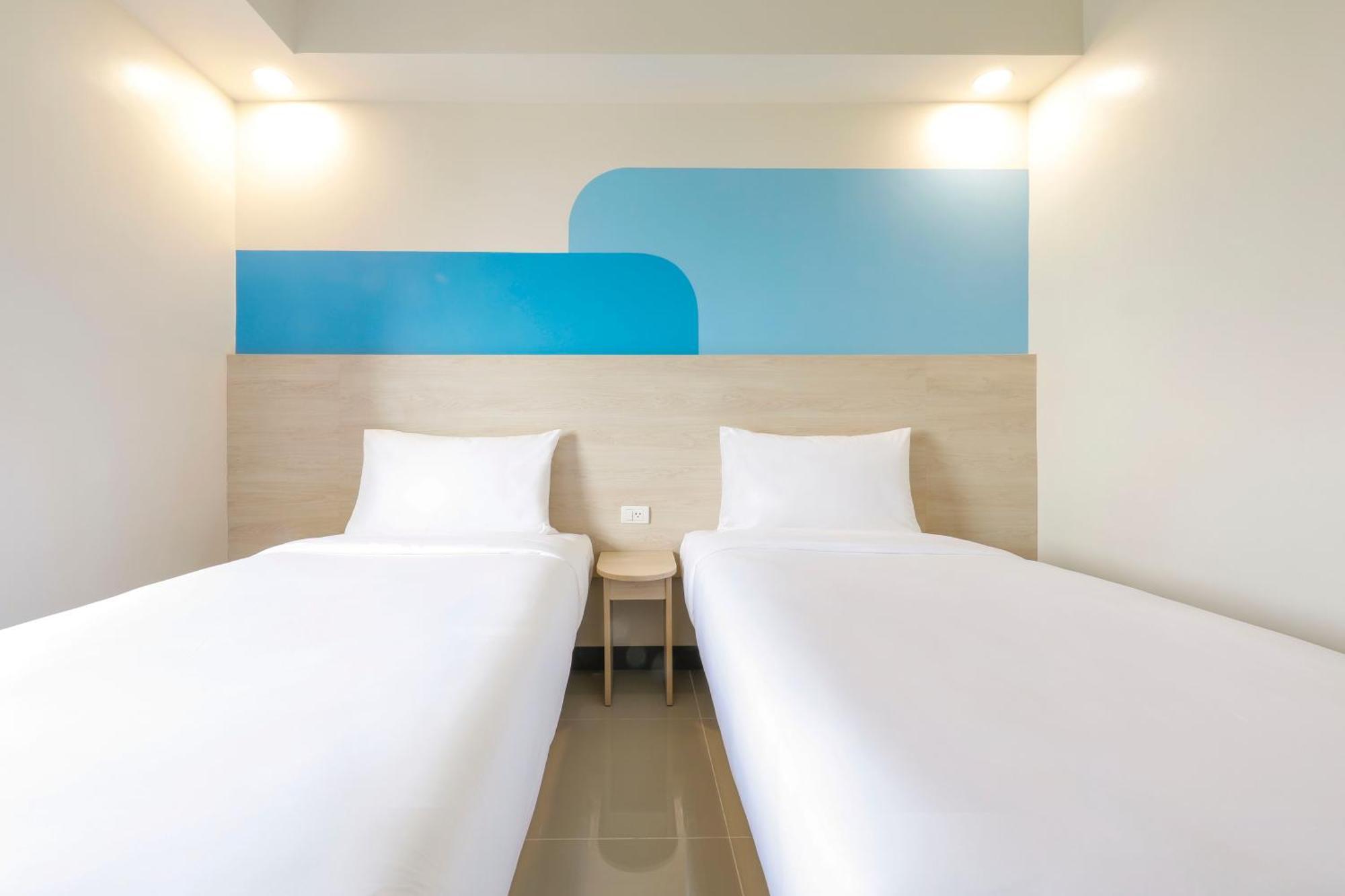 Hop Inn Hotel North Edsa ケソンシティ エクステリア 写真