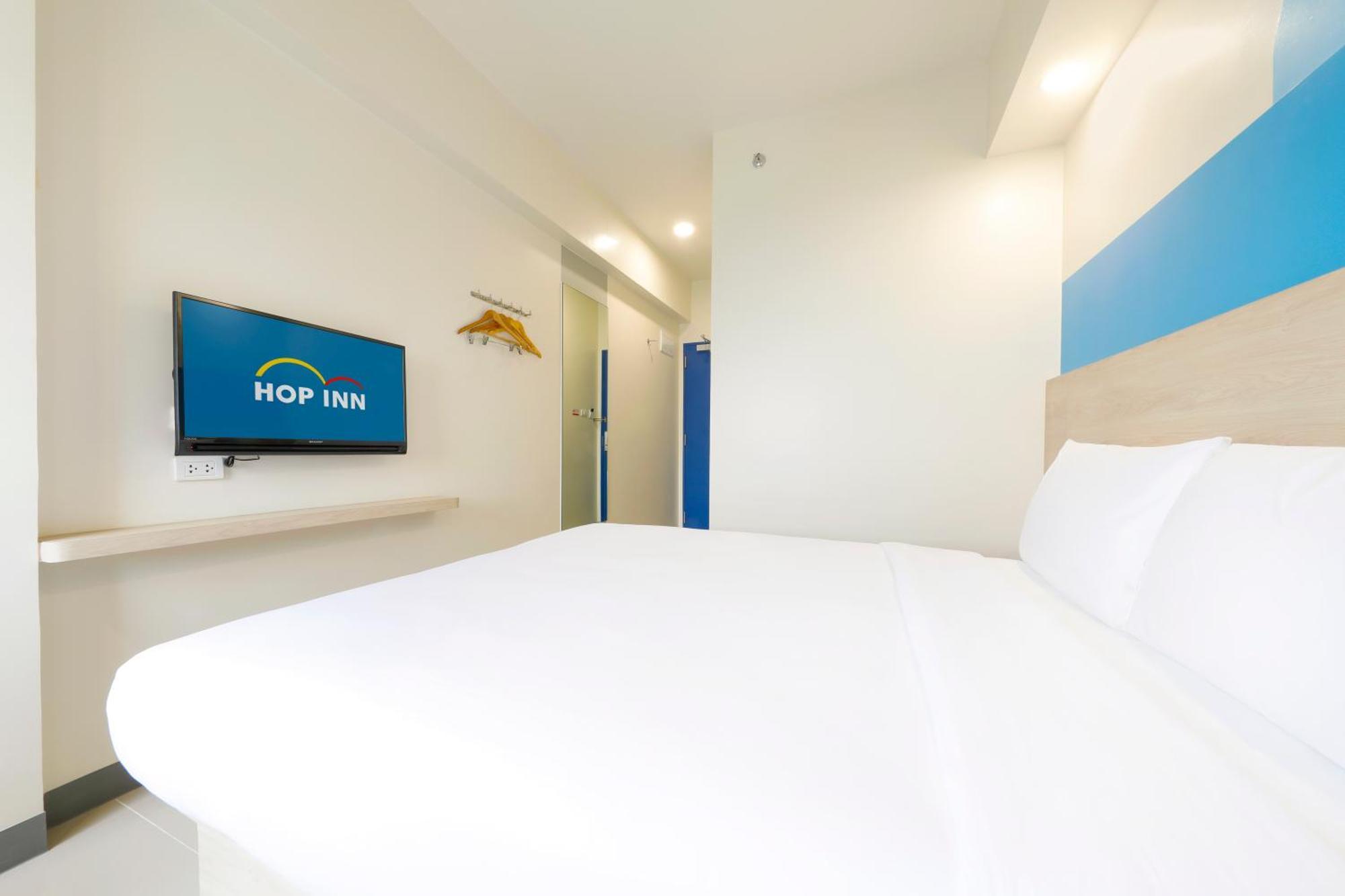 Hop Inn Hotel North Edsa ケソンシティ エクステリア 写真