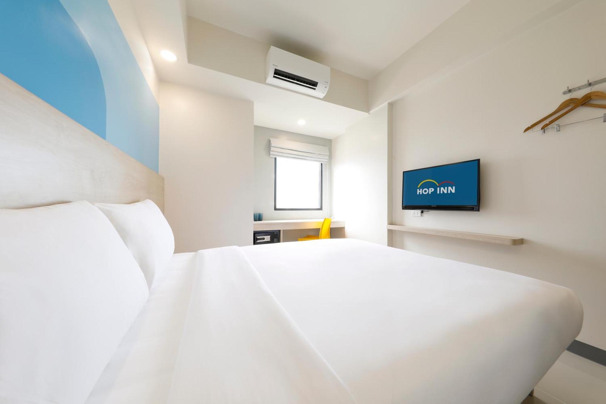 Hop Inn Hotel North Edsa ケソンシティ エクステリア 写真